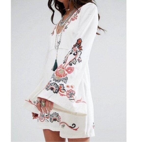 Free People Embroidered Holiday Folk Mini Dress in Ivory Combo - Size 4 - Picture 4 of 15